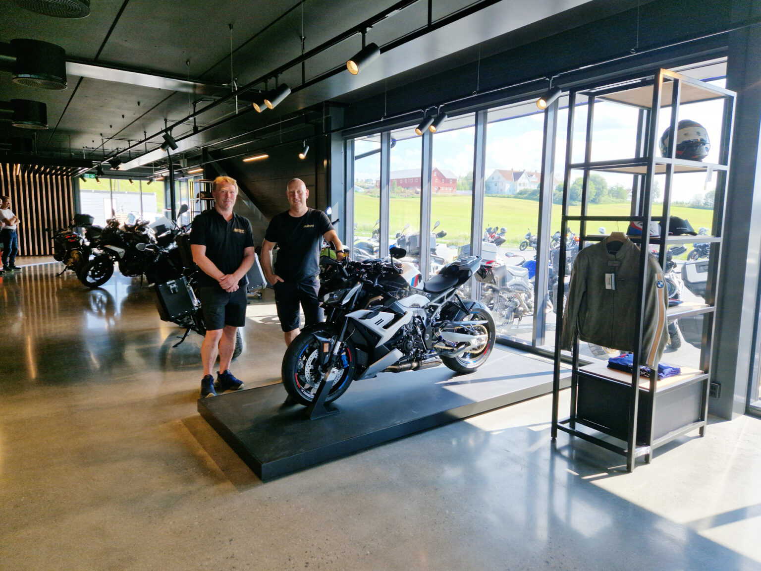 MC-Huset Nydal har flyttet inn i nybygg: Norges råeste MC-destinasjon ...